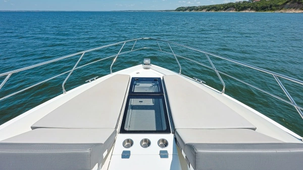 Cruisers 60 Cantius Yacht For Sale