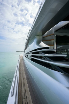 Miura 90ft Pershing Yacht For Sale