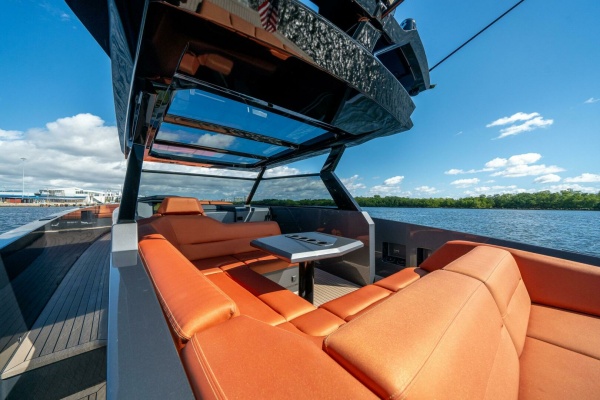 PHARMASEA 45ft Vanquish Yachts Yacht For Sale