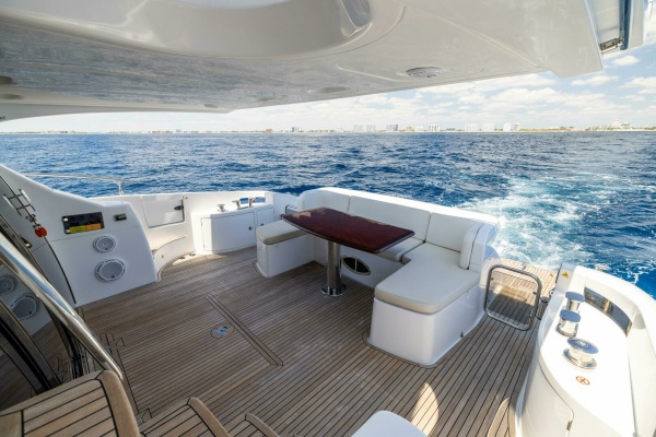 A Sea 64ft Azimut Yacht For Sale