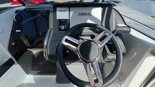 In Stock 2024 Nimbus T8 314 26ft Nimbus Yacht For Sale