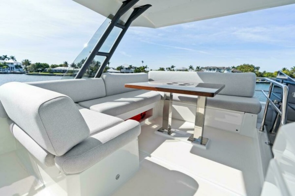 La Dolce Vita 52ft Prestige Yacht For Sale