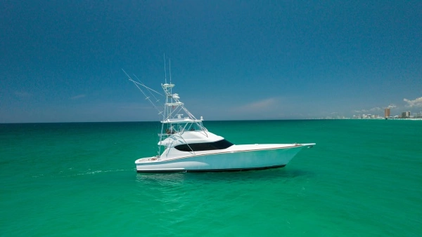 2010 Hatteras 60