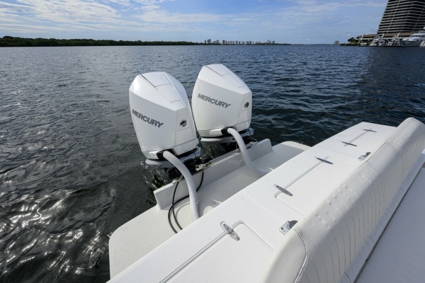 31ft Jupiter Yacht For Sale