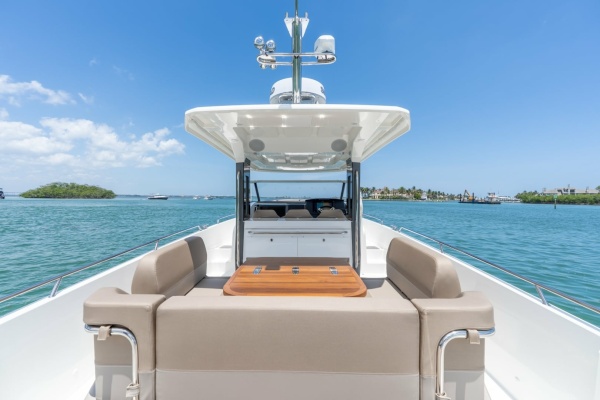 In Stock 2025 Nimbus T11 308 40ft Nimbus Yacht For Sale