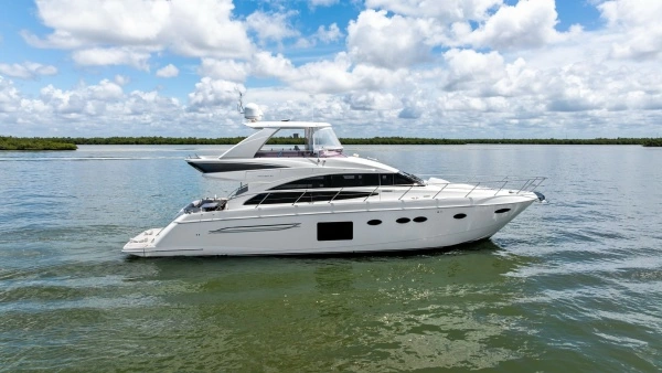 2016 Princess 64