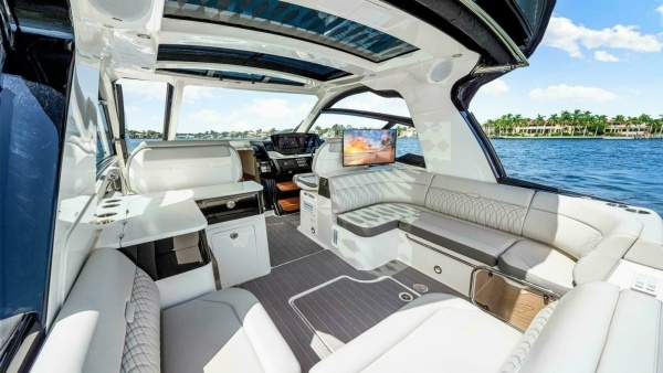 Golden Ticket 37ft Sea Ray Yacht For Sale