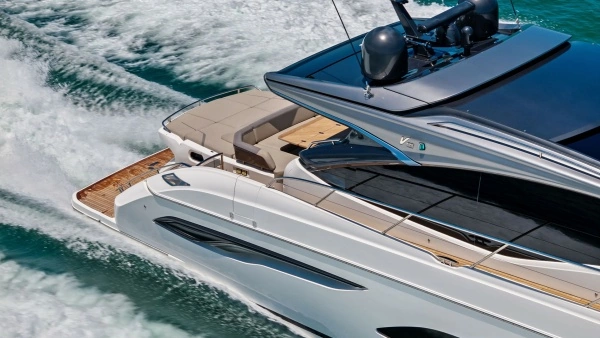 2019 Princess 65