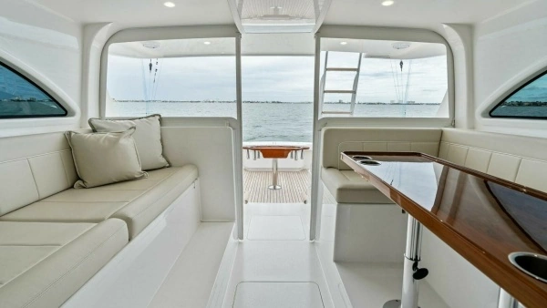 2021 Viking 46