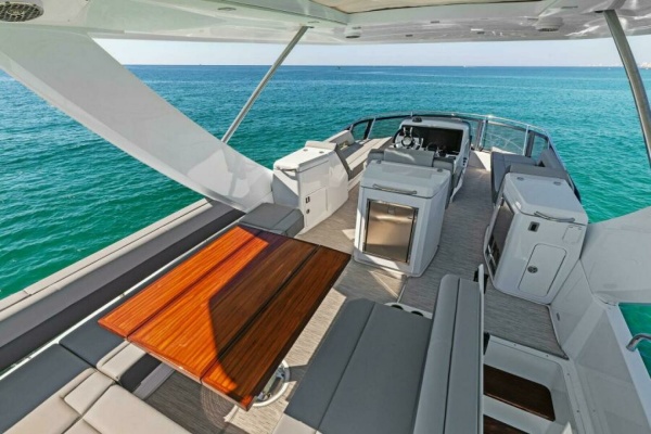 Miss Tracy Lane 60ft Cruisers Yachts Yacht For Sale