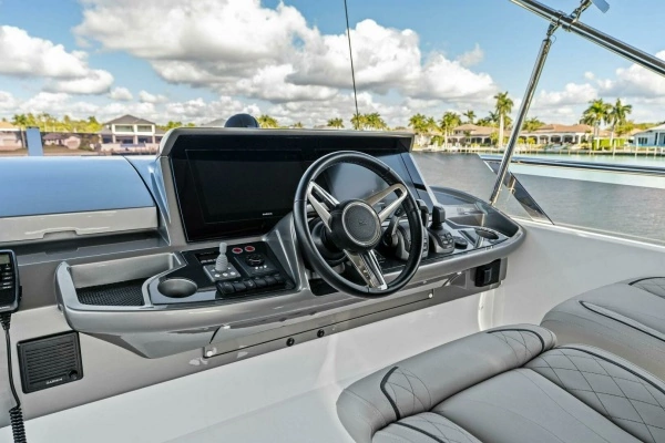 2023 Princess 50
