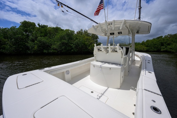 SWEET MELISSA 31ft Regulator Yacht For Sale