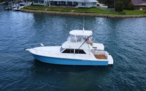48-ft-Riviera-2001-43  Convertible- Stuart Florida United States  yacht for sale