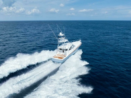 Viking 54 Sport Tower - Exterior Running Shot