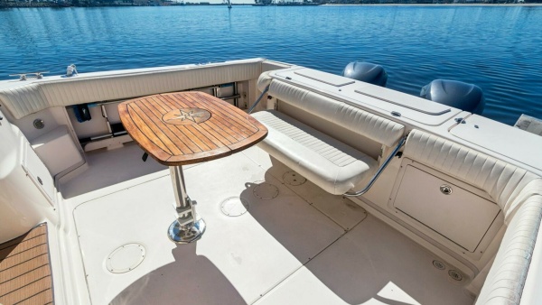 POLE POSITION 33ft Grady White Yacht For Sale