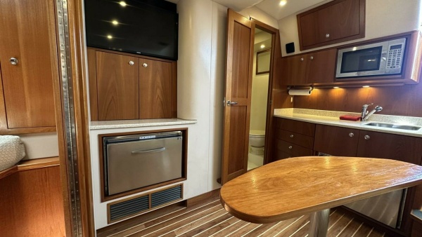 SQUID INC 36ft Albemarle Yacht For Sale