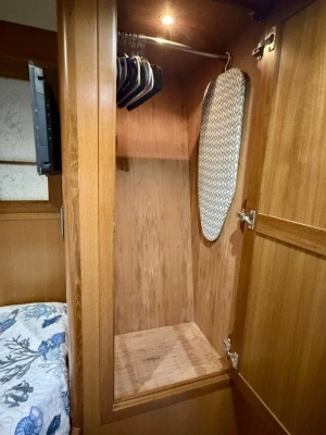 2012 Alaskan 70