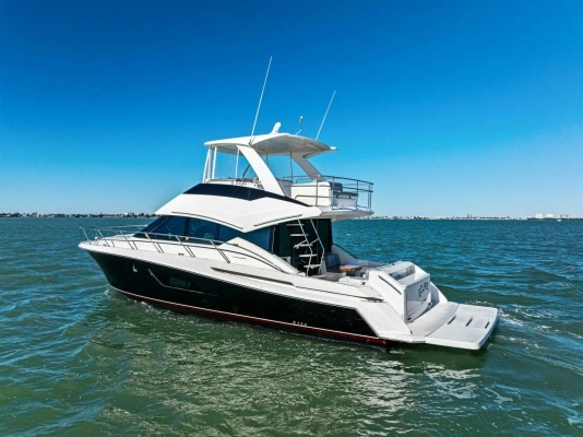 2016 Tiara Yachts 50