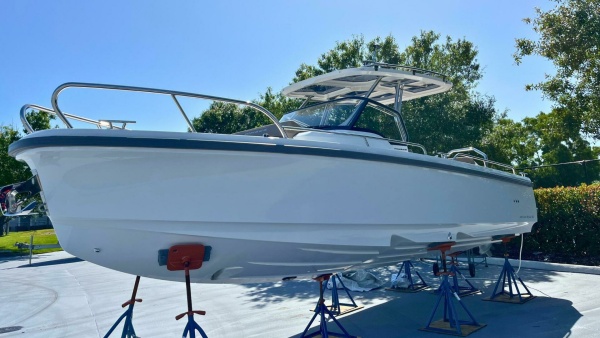 In Stock 2024 Nimbus T8 314 26ft Nimbus Yacht For Sale