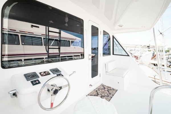 MoonTan 65ft Hatteras Yacht For Sale
