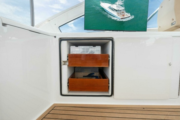 2015 Viking 52 Open 