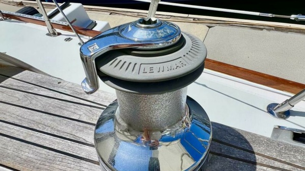 VELA DARE II 40ft Sabre Yacht For Sale