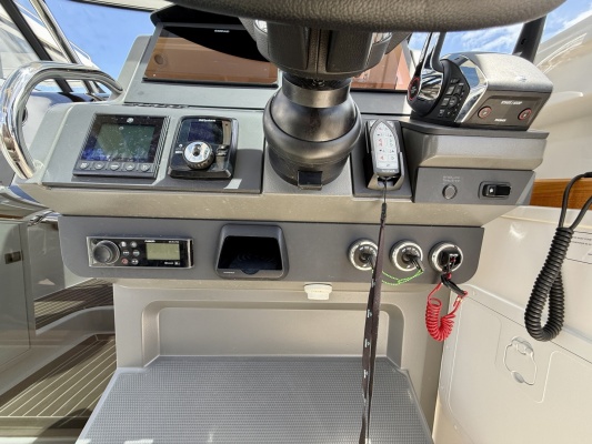 Zulu 30ft Nimbus Yacht For Sale