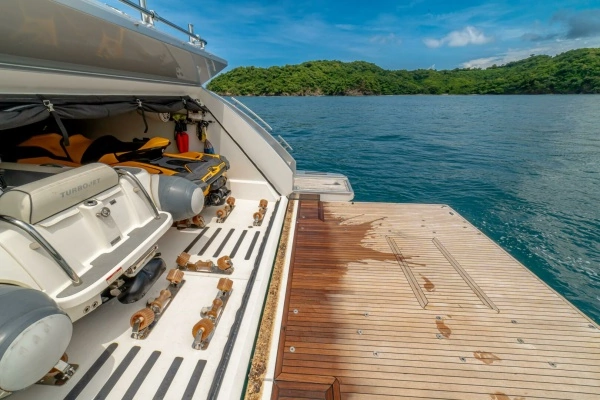 Azimut 77S Yacht For Sale