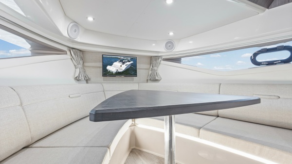 Raya Sunshine 32ft Sea Ray Yacht For Sale