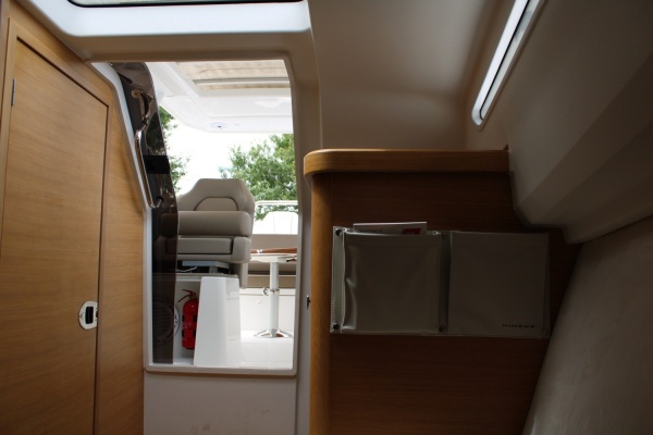 30ft Nimbus Yacht For Sale