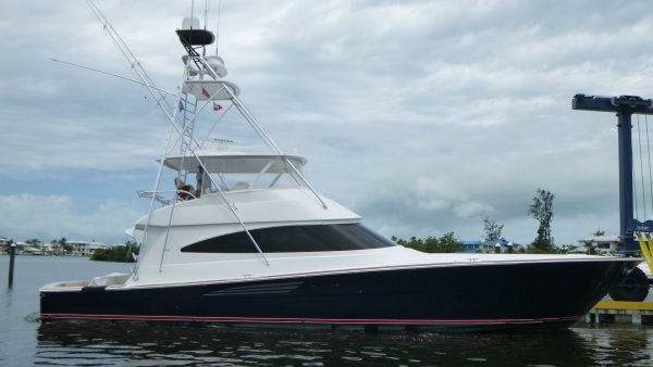 Profile View of Viking 68 Convertible