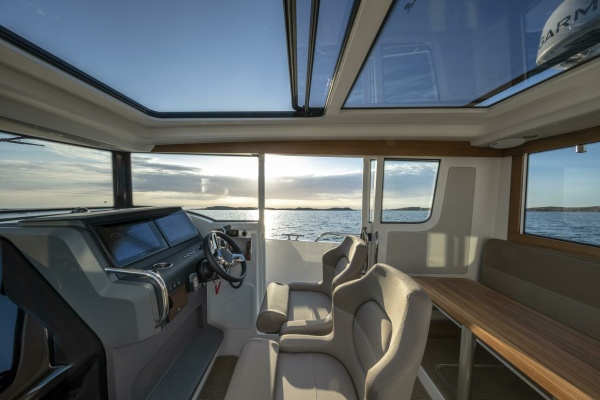 2027 Nimbus Commuter 9 30ft Nimbus Yacht For Sale