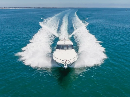 2008 Viking 52