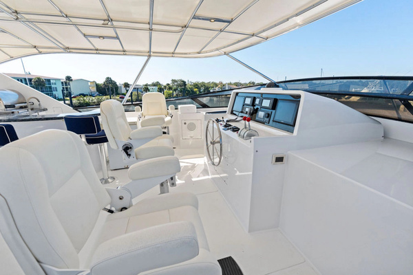 1999 Westport 112