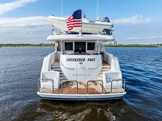 1999 Westport 112