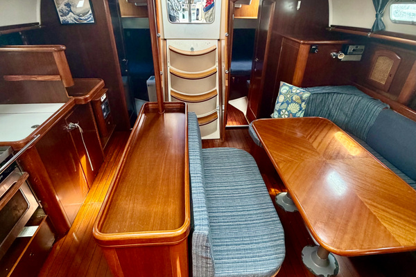 Chubby Bunny 50ft Beneteau Yacht For Sale