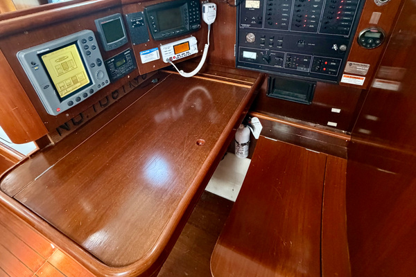 Chubby Bunny 50ft Beneteau Yacht For Sale