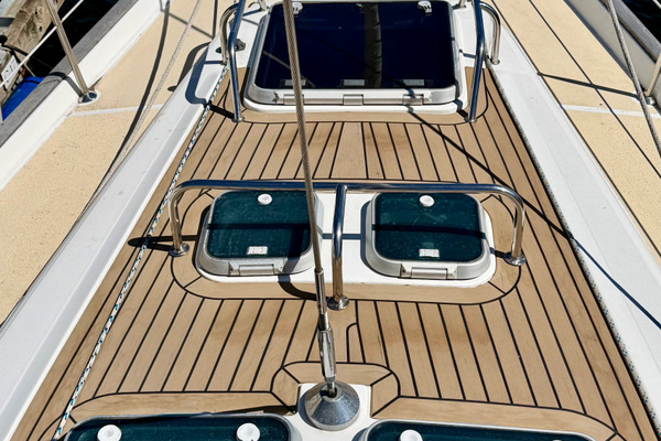 Photo of the 1999 Beneteau Oceanis "Chubby Bunny"