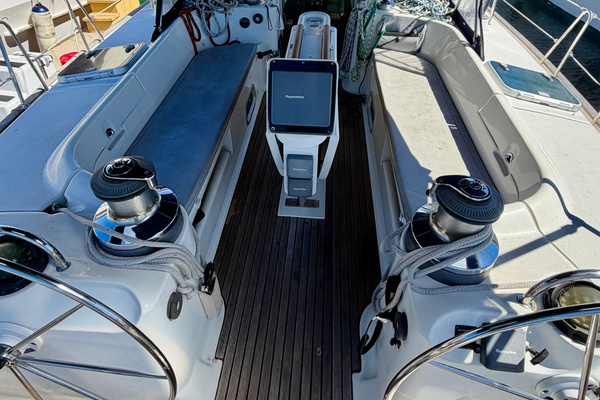 Chubby Bunny 50ft Beneteau Yacht For Sale