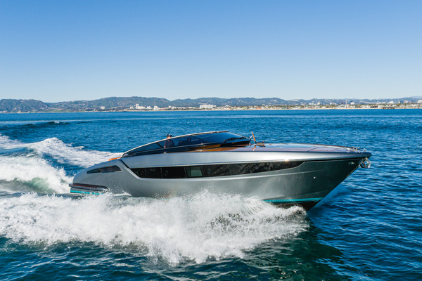 2021 Riva 48