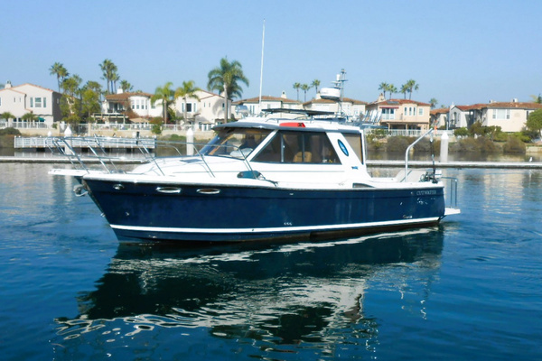 Photo of the 2013 Cutwater C-28 "Contradiction"
