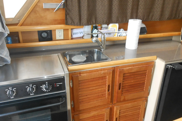 Photo of the 2013 Cutwater C-28 "Contradiction"