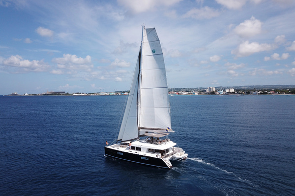 56-ft-Lagoon-2015-560 S2-COOL RUNNINGS IV Bridgetown  Barbados  yacht for sale