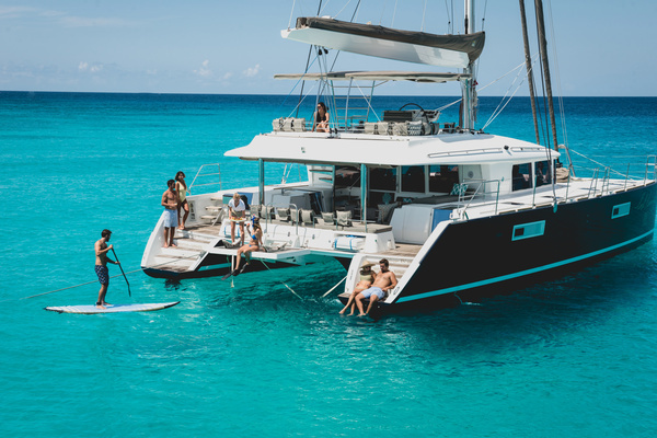 Lagoon 560 S2 Yacht For Sale