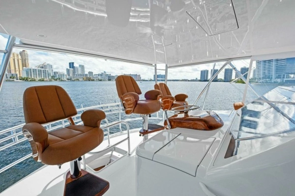 2012 Viking 82