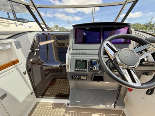 Zulu 30ft Nimbus Yacht For Sale