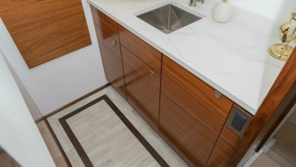 Viking 90C Yacht For Sale