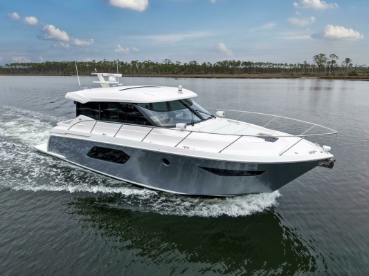 49' C49 Coupe Tiara Yachts 2019
