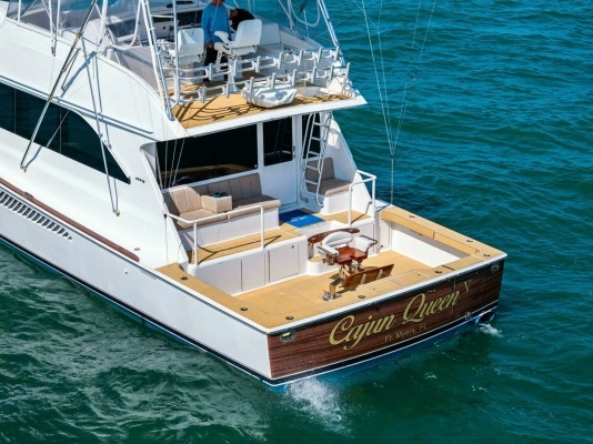 2002 Viking 65