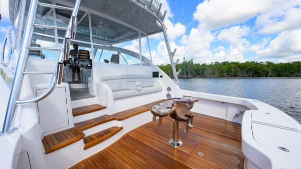 Chelsea Hunter 44ft Viking Yacht For Sale